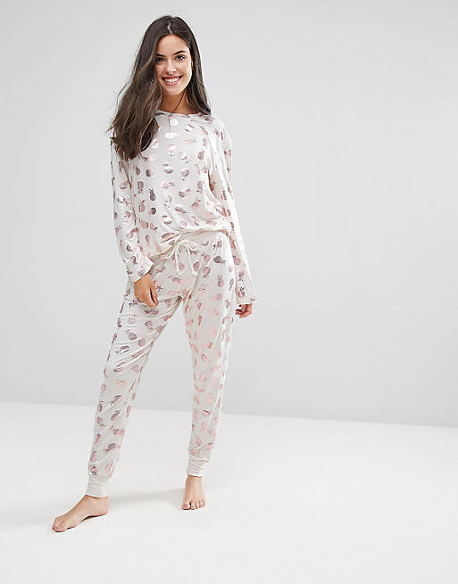 Chelsea Peers Pineapple Pajama Set | ASOS