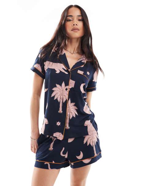 Chelsea Peers poly short sleeve revere and shorts set in leopard and palm tree print - view 1
