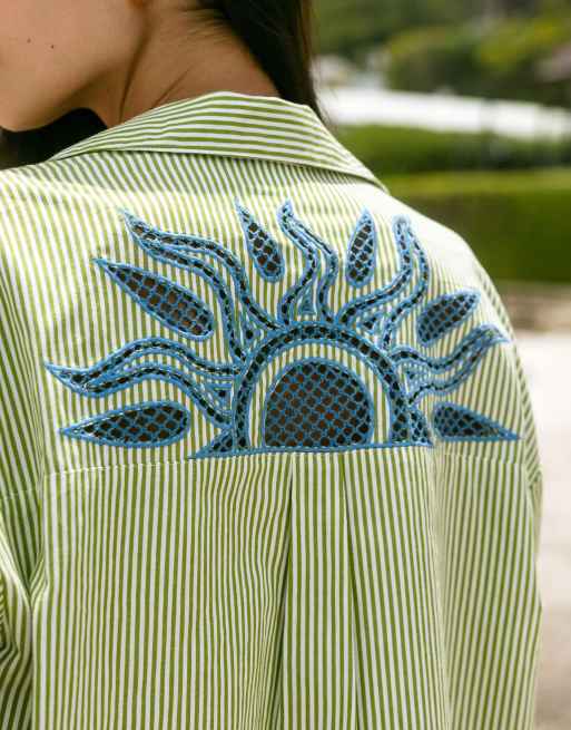 Chelsea Peers Poplin embroidered back stripe long sleeve shirt in khaki, 3 of 4