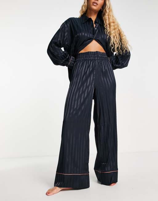 Chelsea Peers premium stripe satin oversized button front top and wide leg trouser pyjama set in navy, 2 of 4