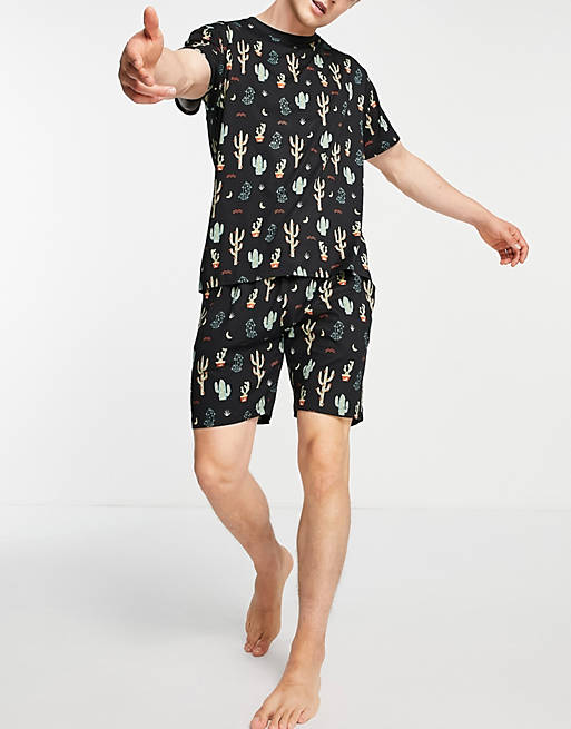 Chelsea Peers pyjama set in cactus print
