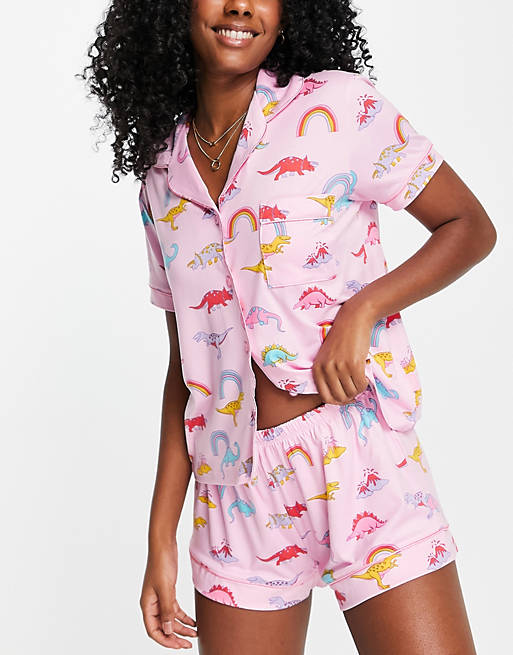 Paleis Mens Uiterlijk Chelsea Peers rainbow dinosaur short button-up pajama set in pink | ASOS