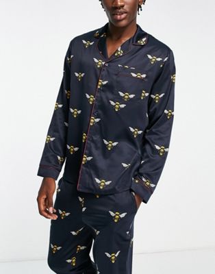 Chelsea Peers satin button long pyjama set in navy bee print - ASOS Price Checker