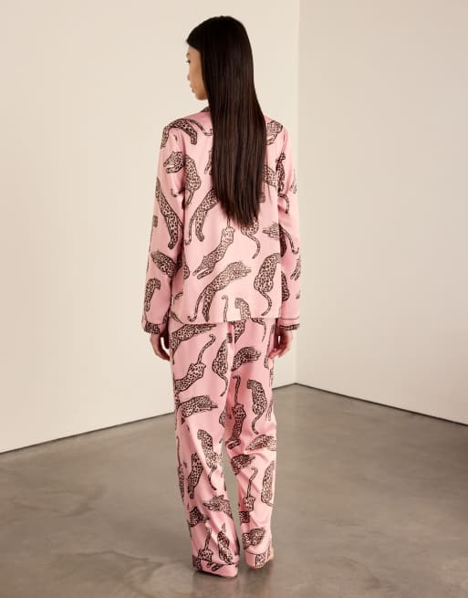 Chelsea Peers Satin lino cut leopard print long pyjama set - pink in pink, 2 of 7