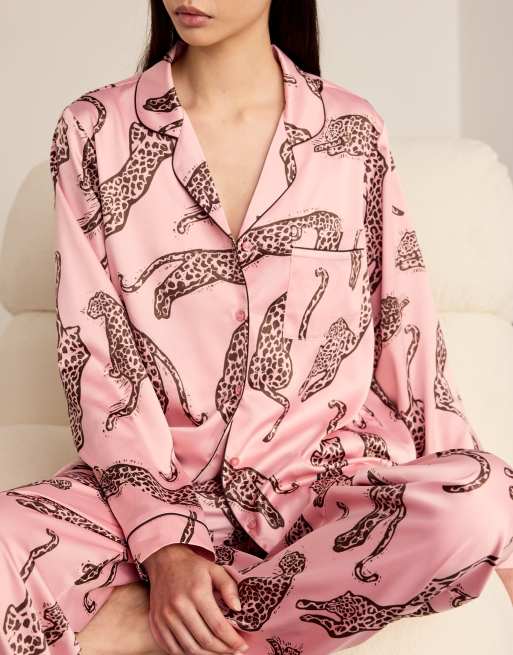 Chelsea Peers Satin lino cut leopard print long pyjama set - pink in pink, 5 of 7