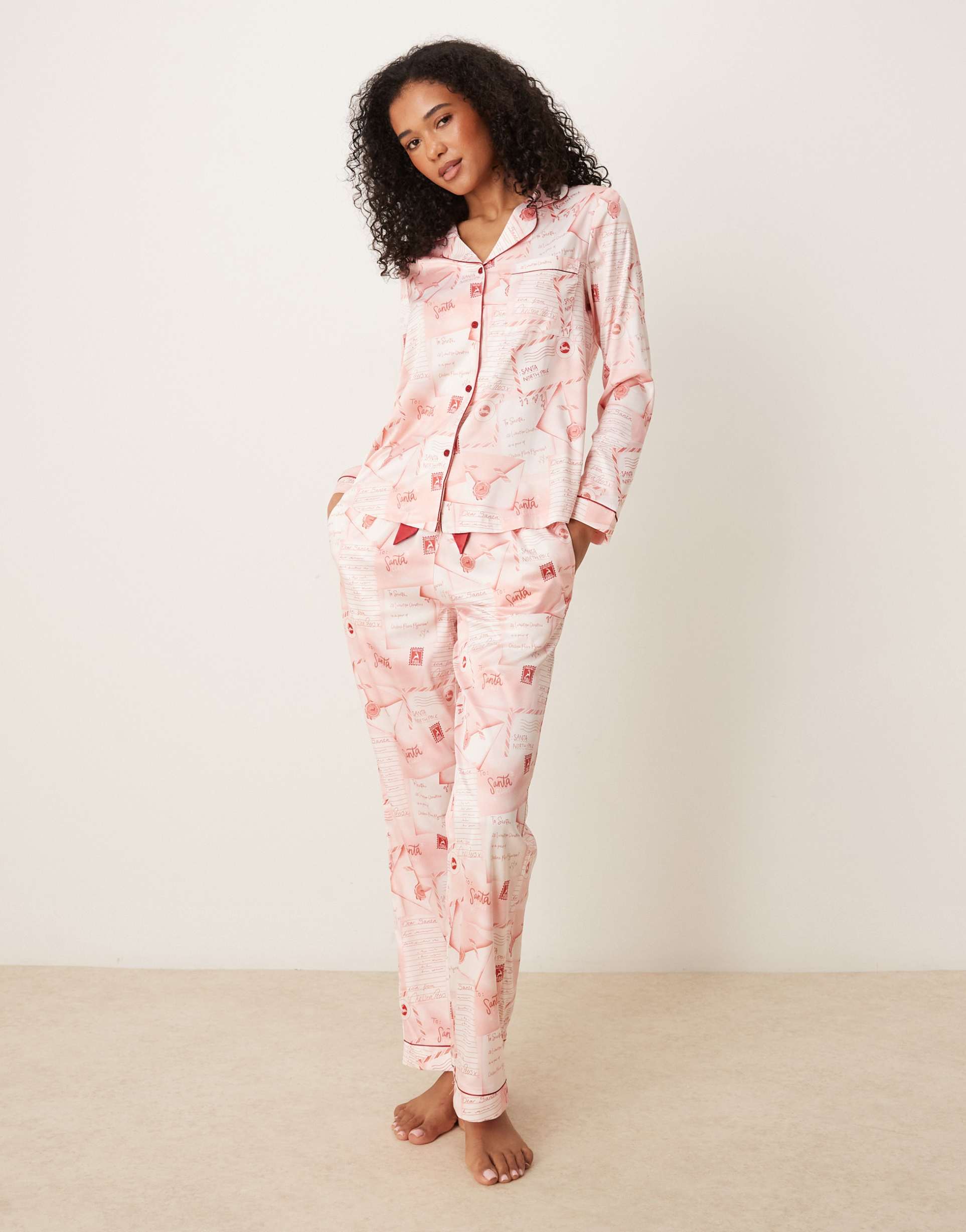 chelsea peers satin long sleeve camp collar pajama set in letter to santa print