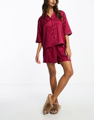 Chelsea Peers satin stripe short pyjama set in burgundy