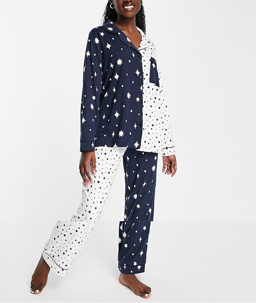 Chelsea Peers spliced button through long pajamas in sparkly star print-Black