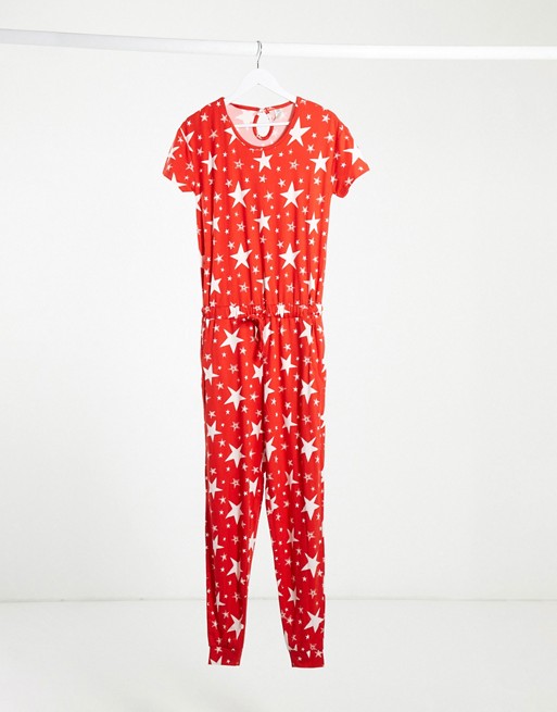 Chelsea Peers star print pyjama set in red