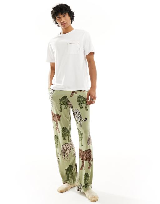 Chelsea Peers T shirt and pants pajama set with leopard print khaki