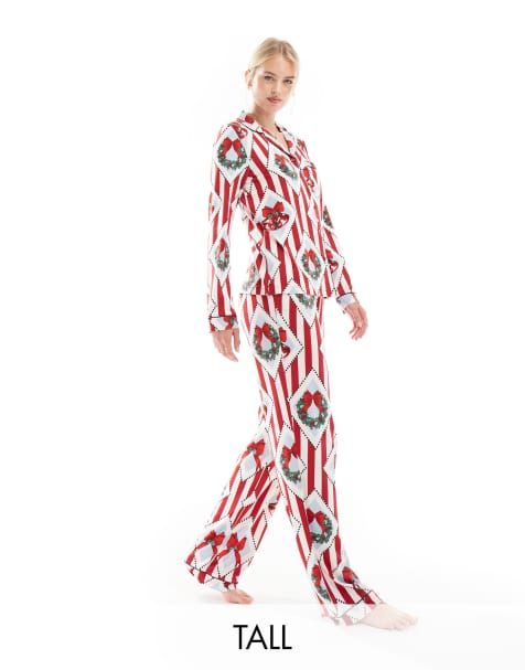 Chelsea Peers Tall poly Chsitmas vintage print long sleeve revere and trouser pyjama set in multi - view 1