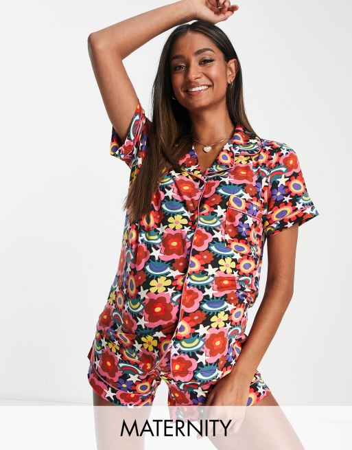 Chelsea Peers - Zwangerschapskleding - Korte pyjamaset met retro bloemenprint in regenboogkleuren