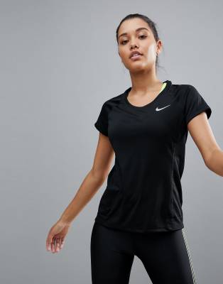 Nike Running футболка черная женская