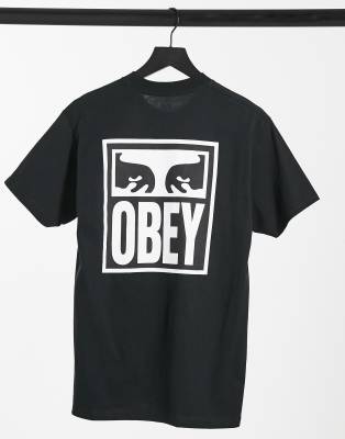 фото Черная футболка с принтом на спине obey eyes icon-черный