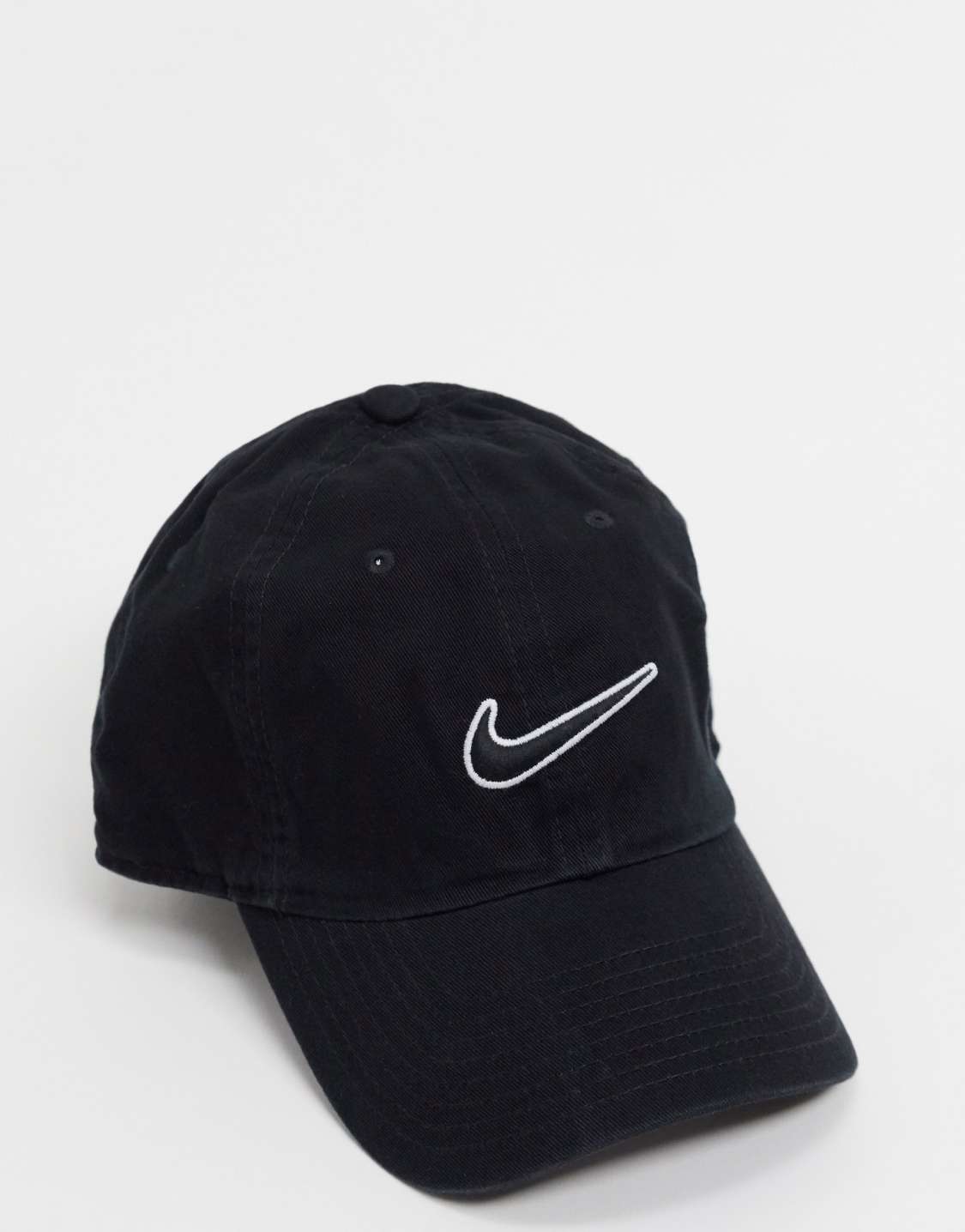 Nike Swoosh cap in Black