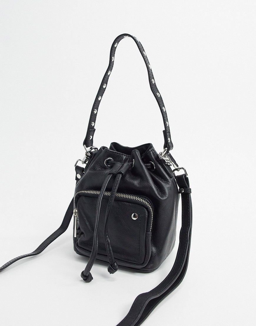 фото Черная кожаная сумка-мешок nunoo-черный