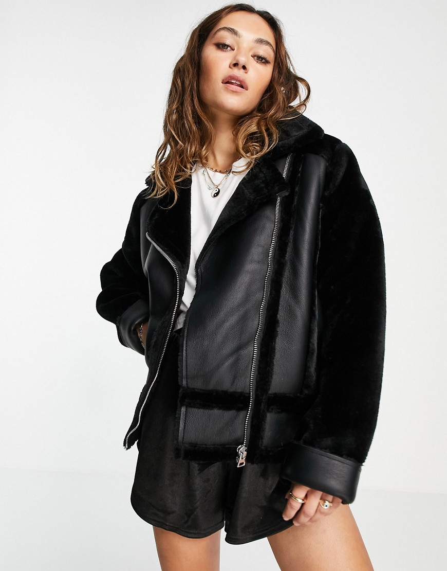 Черная куртка из искусственной кожи в байкерском стиле с отделкой из искусственного меха Topshop-Коричневый цвет