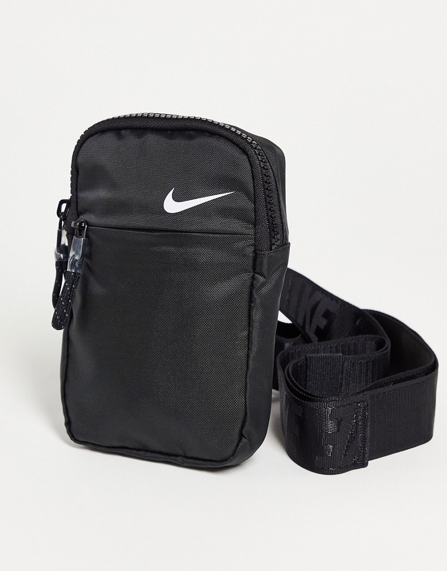 фото Черная маленькая сумка через плечо nike essential-черный цвет