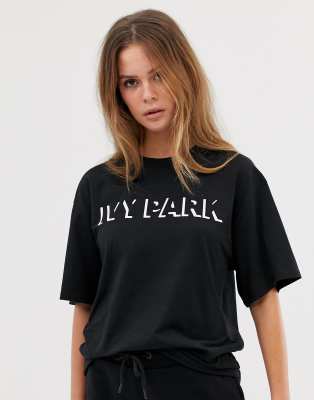 фото Черная oversize-футболка с логотипом ivy park-черный