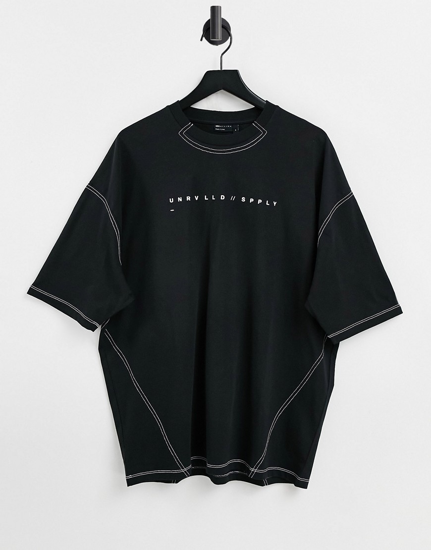 фото Черная oversized-футболка с контрастной отстрочкой и принтом asos unrvlld supply-черный цвет
