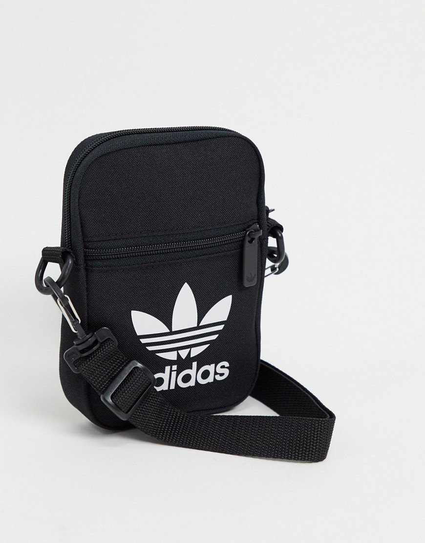 фото Черная сумка через плечо с логотипом adidas originals-черный