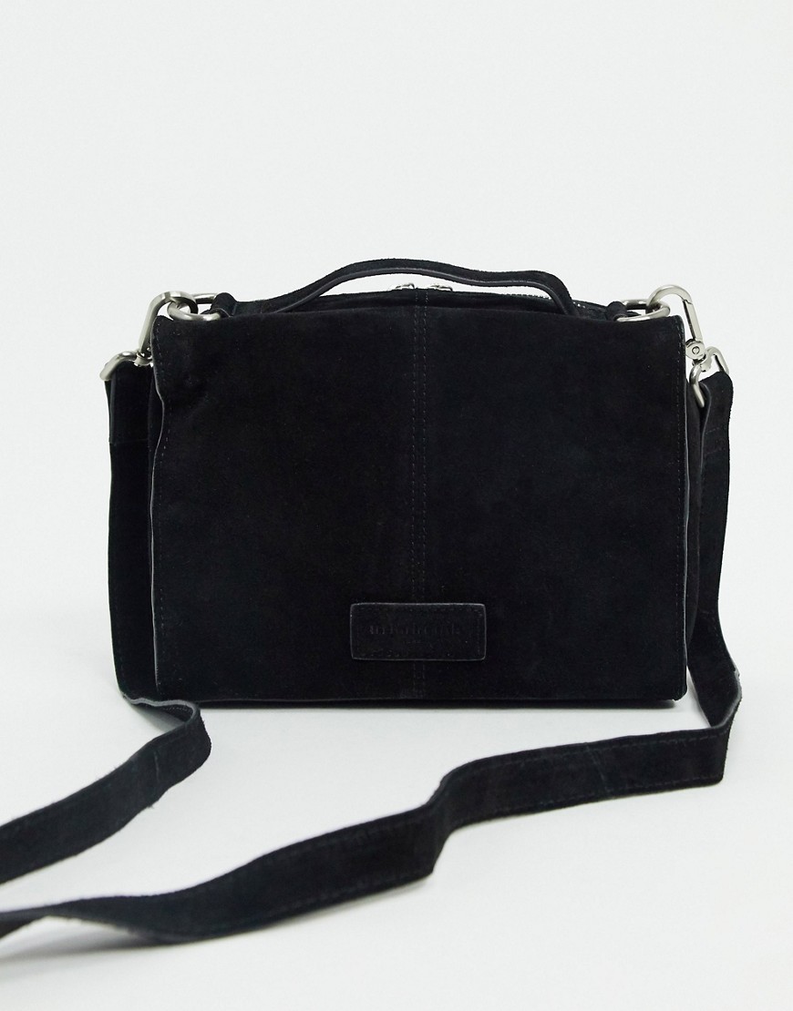 фото Черная замшевая сумка через плечо urbancode-черный