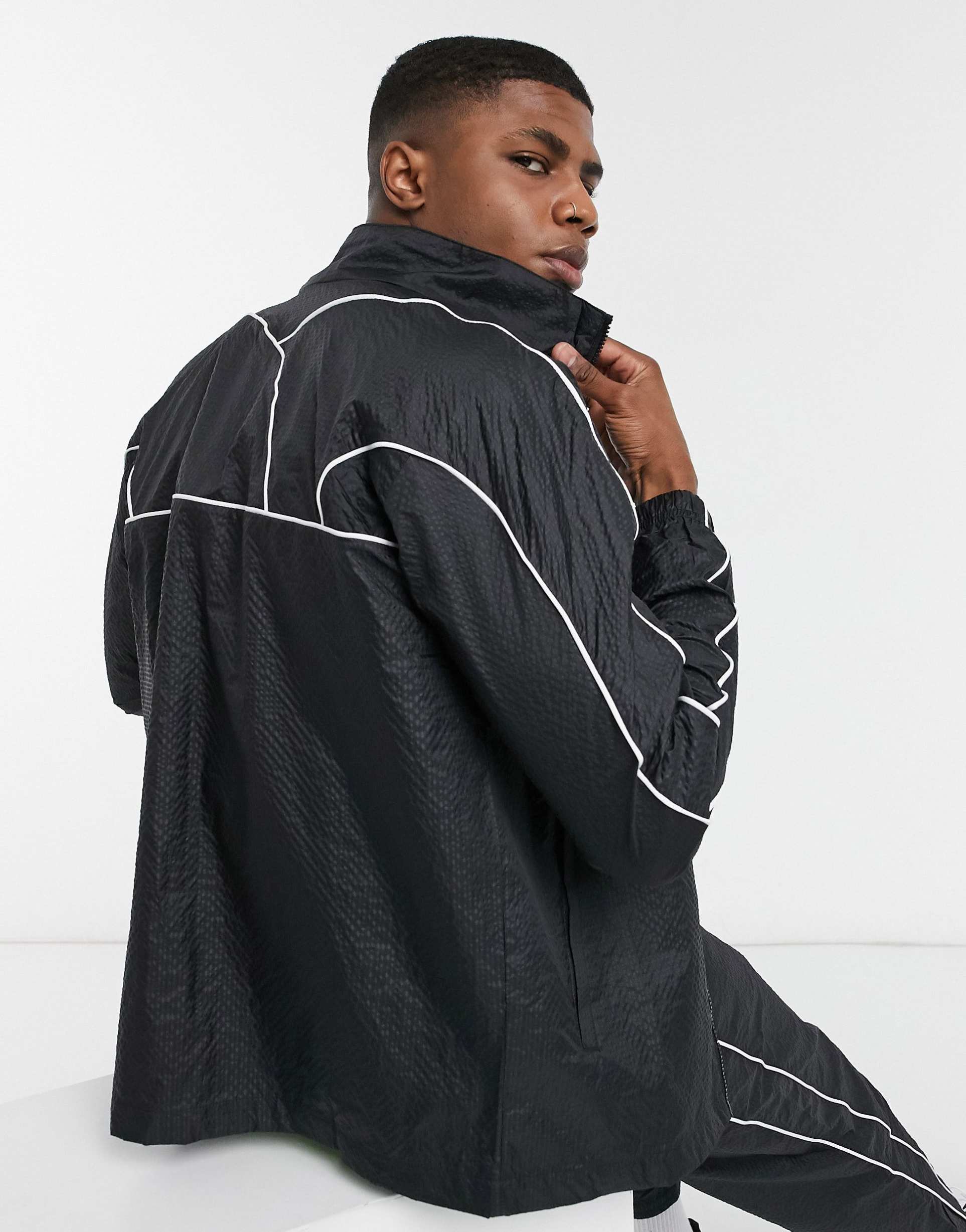 Puma Avenir Woven track Top. Черная олимпийка Puma Avenir. Олимпийка оверсайз Пума. Reebok LM Woven Tracktop.