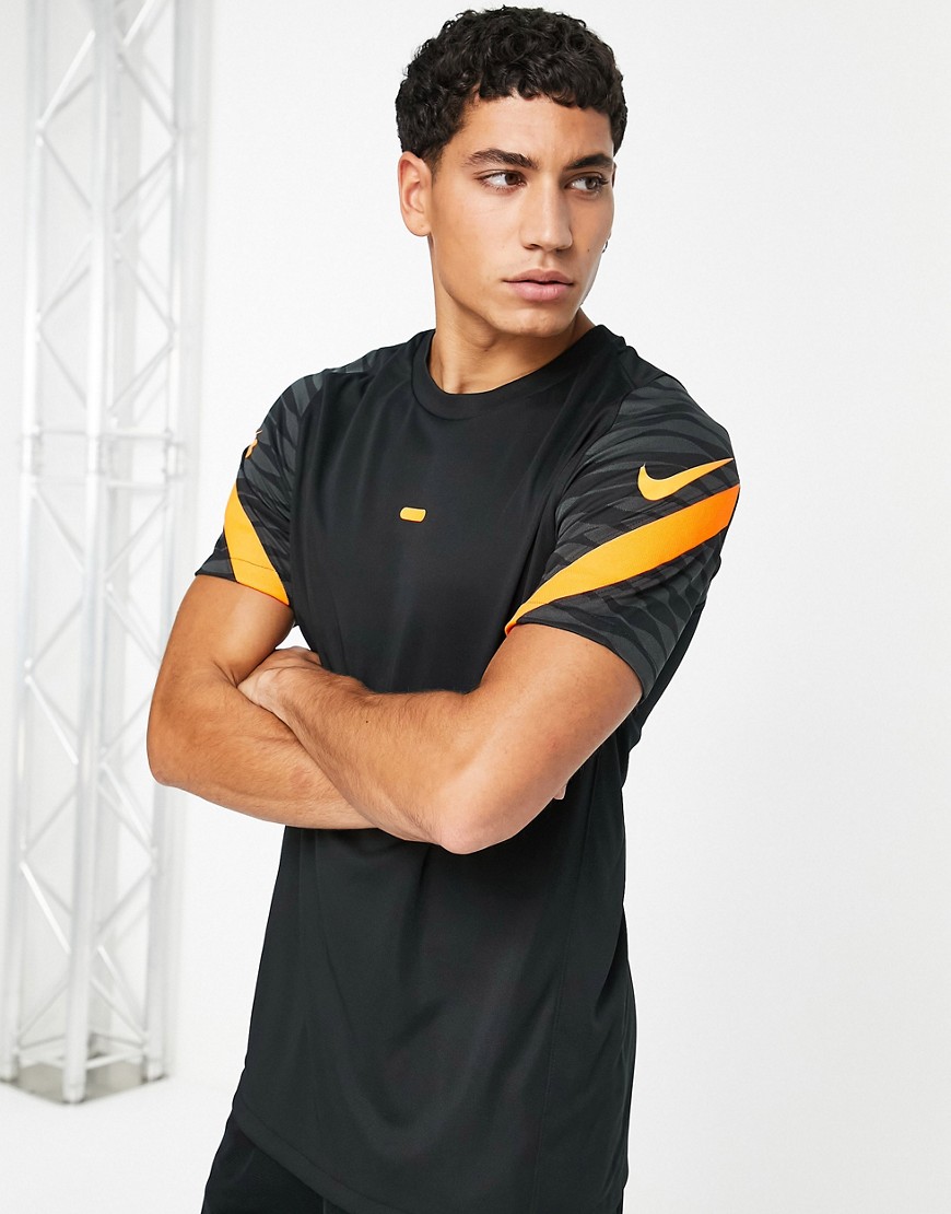 Черно-оранжевая футболка Strike-Черный цвет Nike Football 12071478