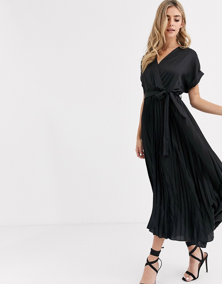 фото Черное атласное платье миди с плиссировкой new look-черный
