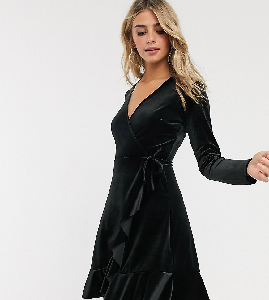 фото Черное бархатное платье с длинными рукавами и запахом new look-черный