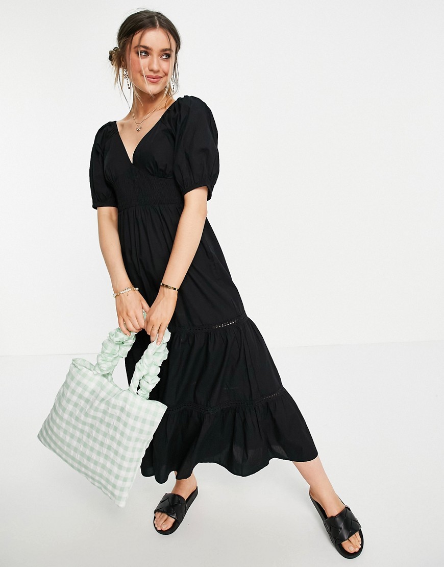 фото Черное платье макси с присборенной талией и вставками с вышивкой ришелье asos design curve-черный