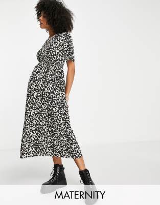 фото Черное свободное платье миди с принтом и запахом river island maternity-черный