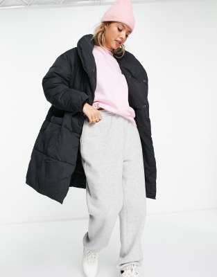   Asos Черное утепленное пальто из переработанных материалов Monki-Черный цвет