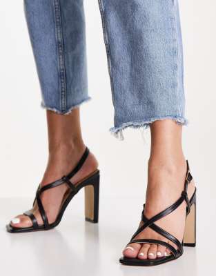 Туфли на каблуке  Asos Черные босоножки на каблуке с ремешками Lipsy-Черный цвет