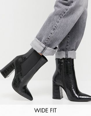 фото Черные ботильоны для широкой стопы на блочном каблуке с эффектом крокодиловой кожи simmi london-черный цвет simmi wide fit