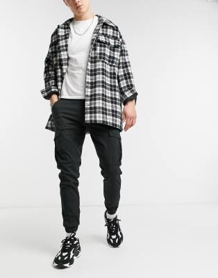 Брюки-карго Черные брюки карго с манжетами Jack & Jones Intelligence-Черный цвет