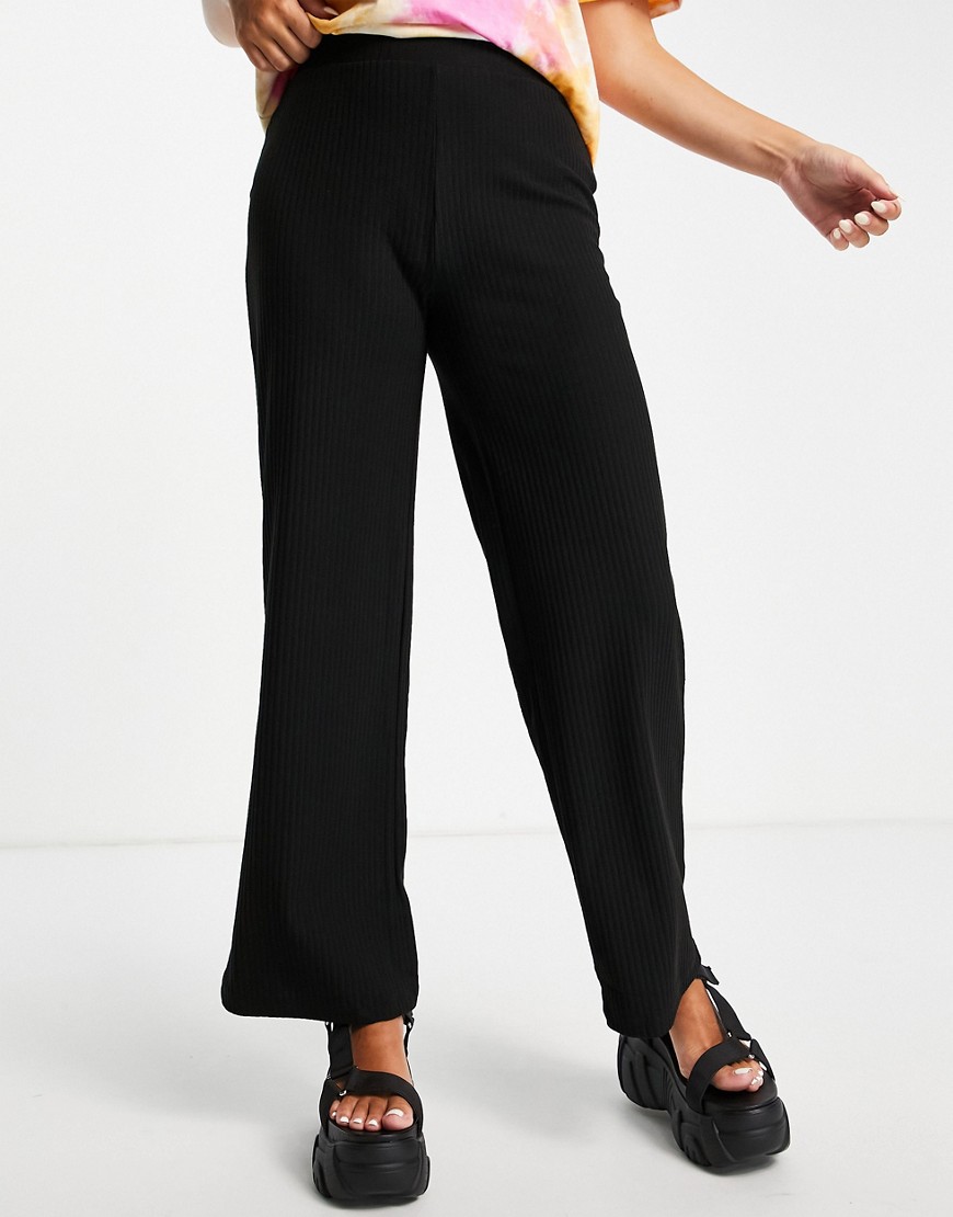 Черные брюки в рубчик с широкими штанинами -Черный цвет Only 12145756