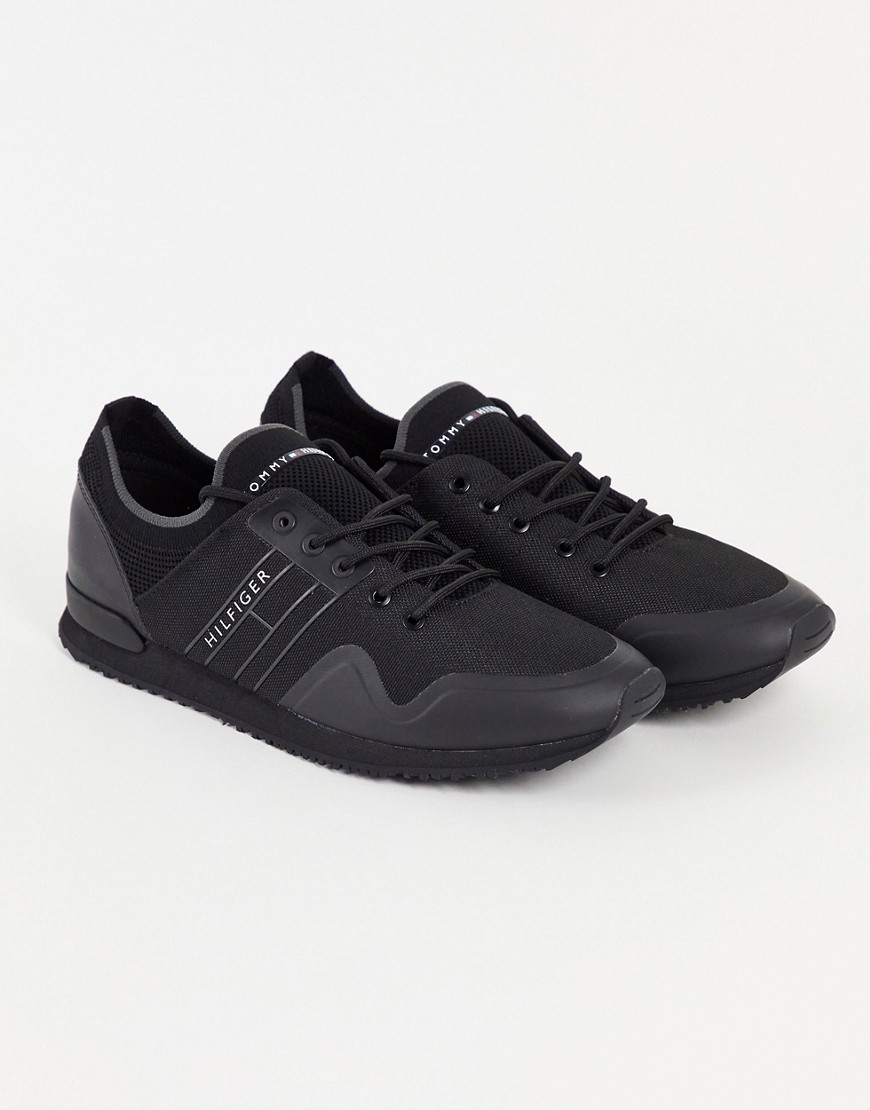 Черные классические кроссовки для бега с логотипом-надписью сбоку -Черный цвет Tommy Hilfiger 108853423