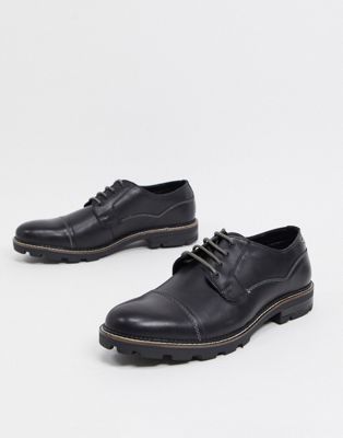фото Черные кожаные ботинки на шнуровке с рифленой подошвой ben sherman-черный
