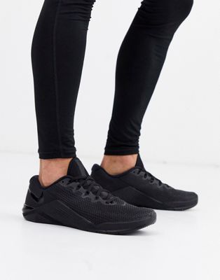 Черные кроссовки Nike Training Metcon 5 