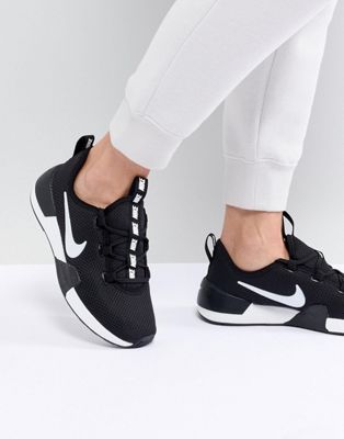 Чёрные кроссовки женские 2022 Nike