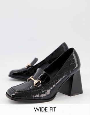 фото Черные лакированные лоферы на каблуках под кожу крокодила raid wide fit oregon-черный цвет