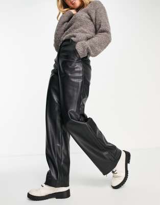   Asos Черные прямые брюки из искусственной кожи Monki-Черный