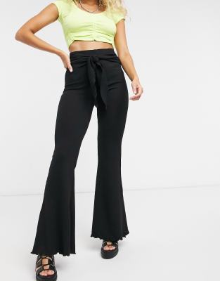 Bershka брюки черные клеш