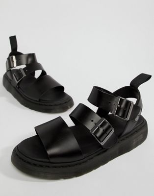 Черные сандали