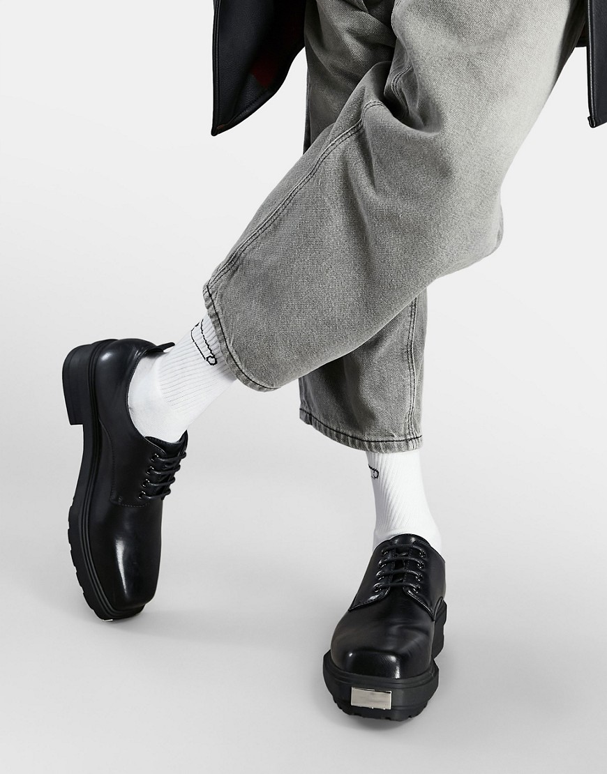 фото Черные туфли из искусственной кожи на шнуровке asos design-черный цвет