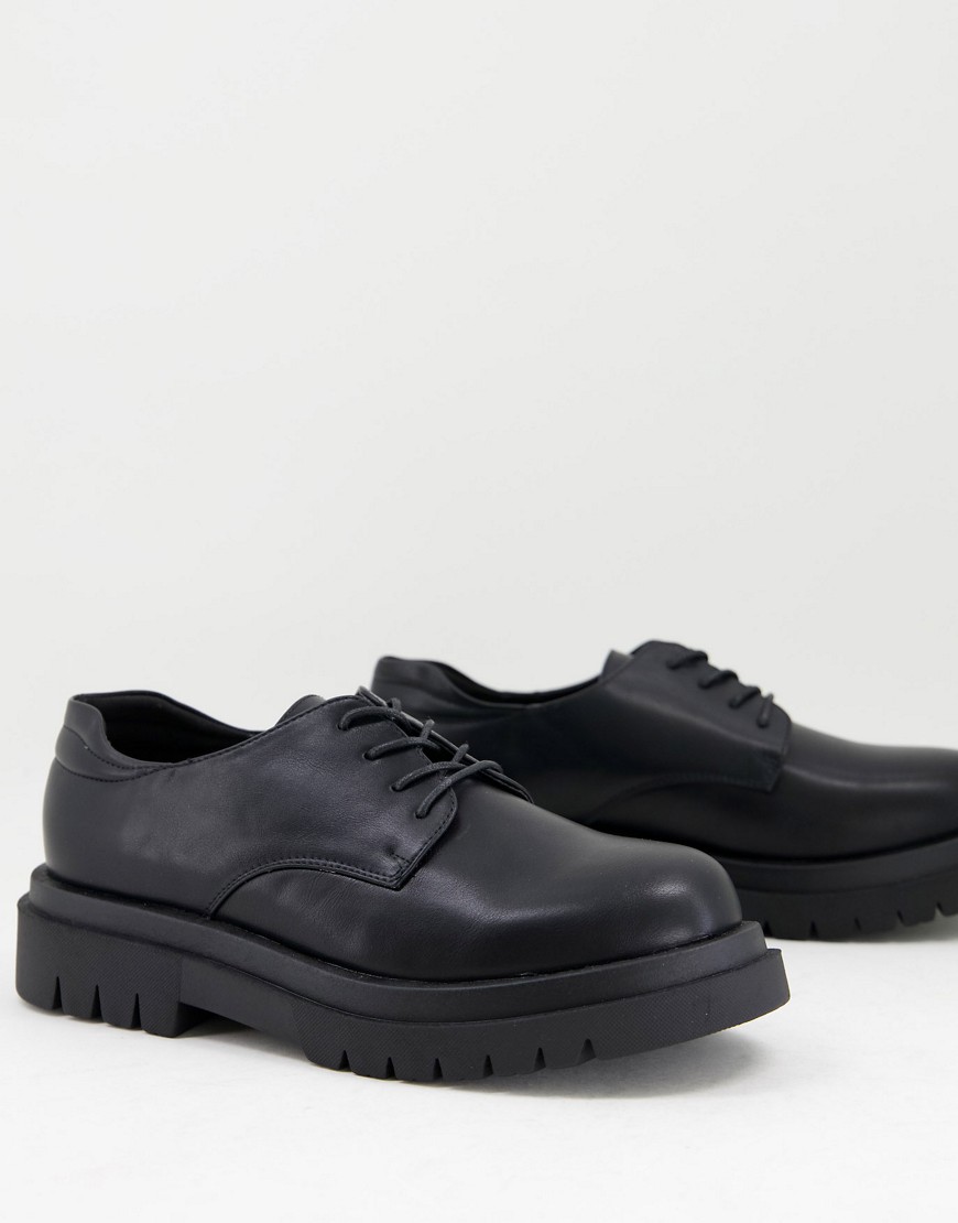 фото Черные туфли из искусственной кожи на шнуровке и толстой подошве truffle collection-черный цвет