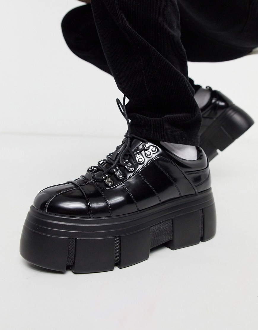 фото Черные туфли на платформе из искусственной кожи со шнуровкой asos design-черный