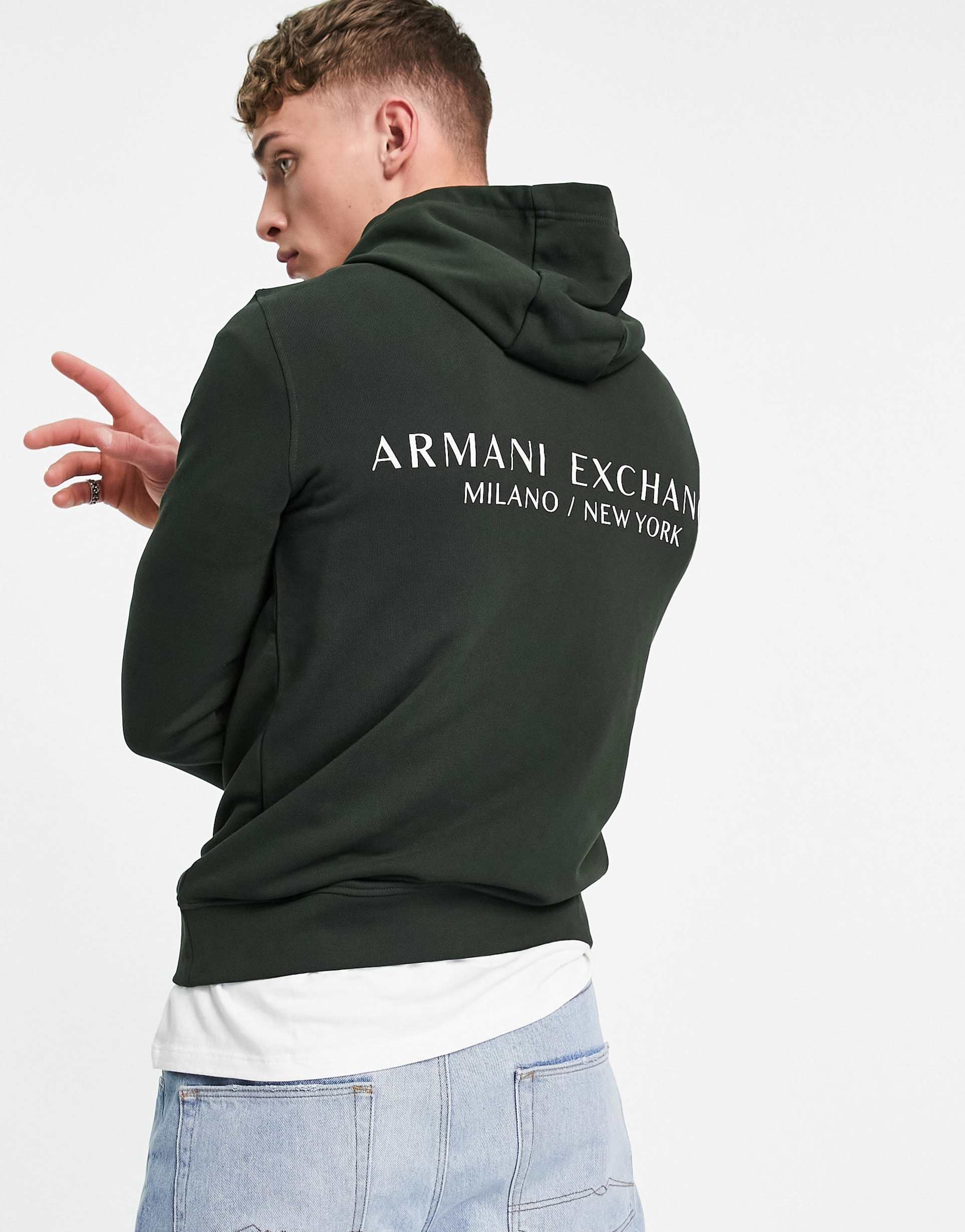 Худи Armani Exchange