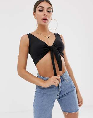 фото Черный кроп-топ с завязкой спереди missguided